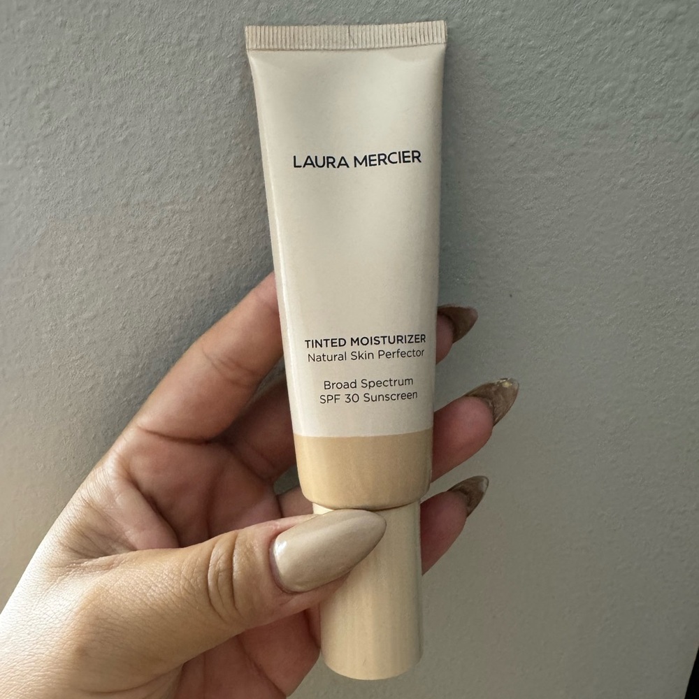 Laura Mercier Tinted Moisturizer - porcelain Beige